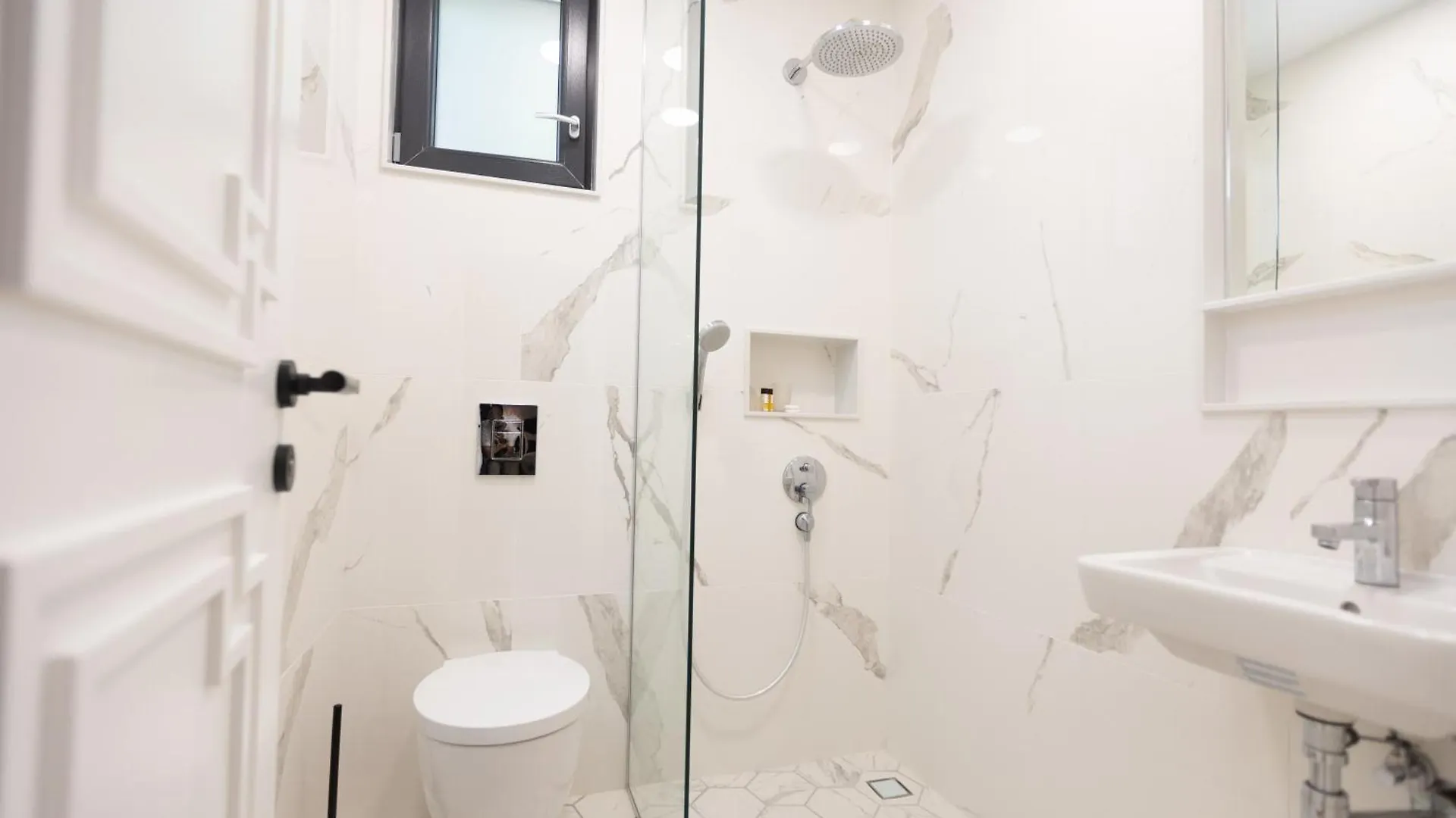 Apartment Luxury Rooms 12-1 Plowdiw